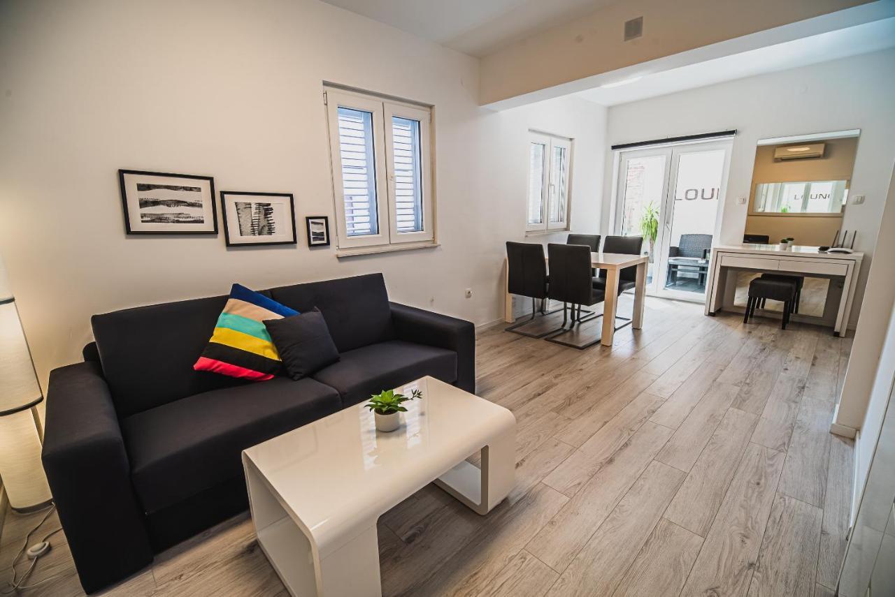 Downtown Park Apartments With Balcony Vodice Dış mekan fotoğraf
