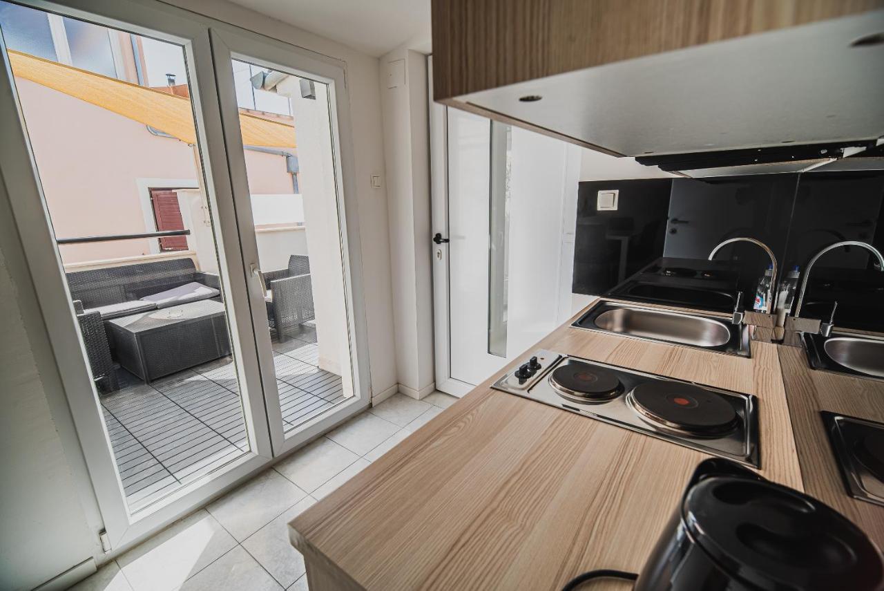 Downtown Park Apartments With Balcony Vodice Dış mekan fotoğraf