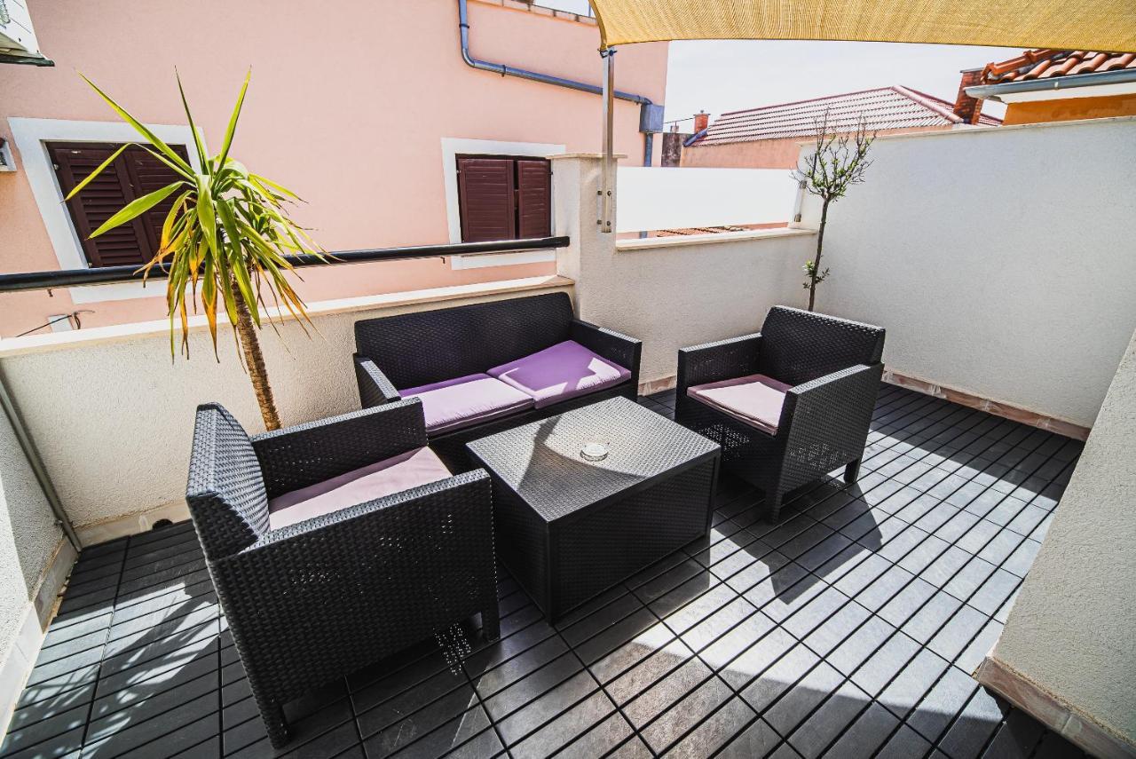 Downtown Park Apartments With Balcony Vodice Dış mekan fotoğraf