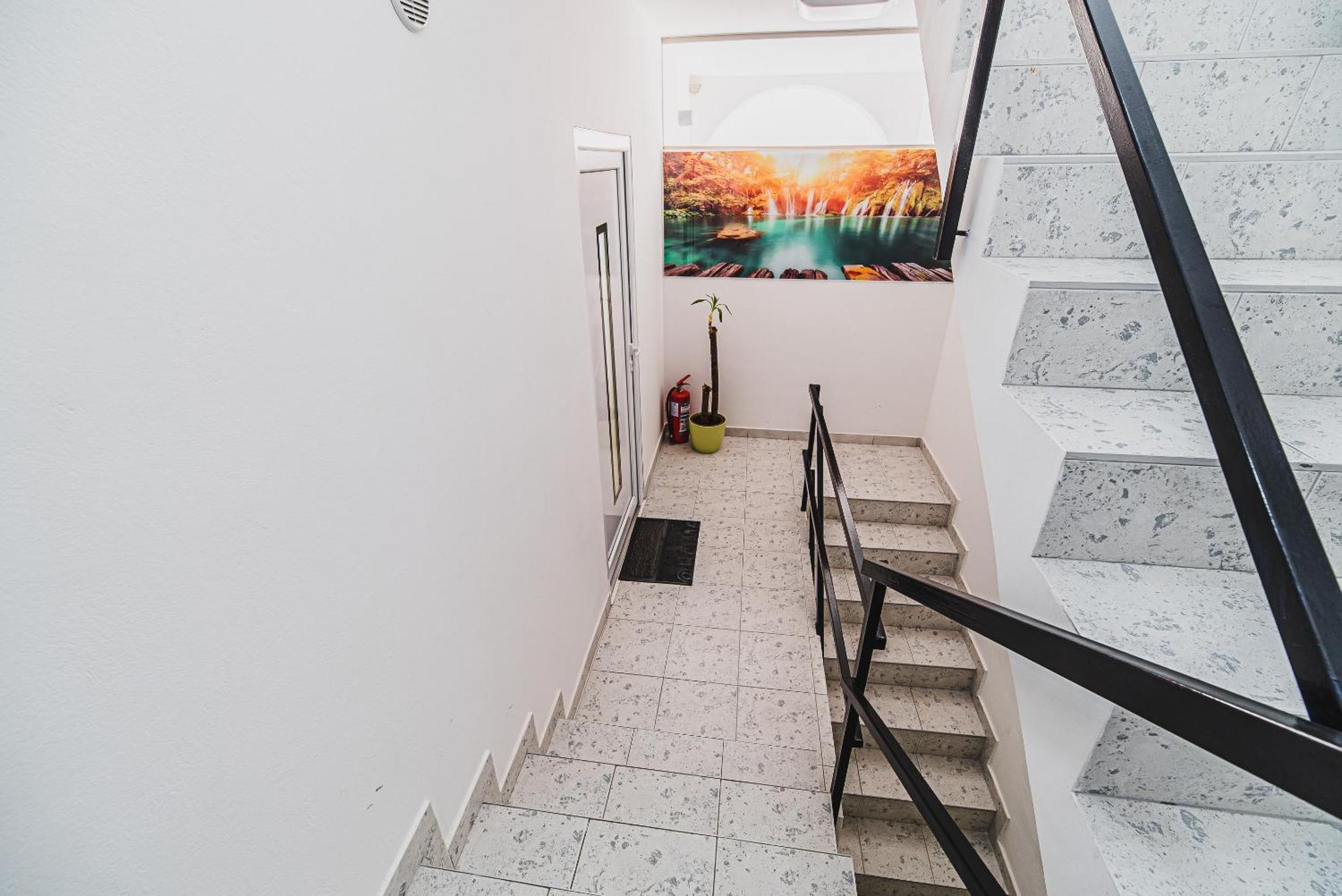 Downtown Park Apartments With Balcony Vodice Oda fotoğraf