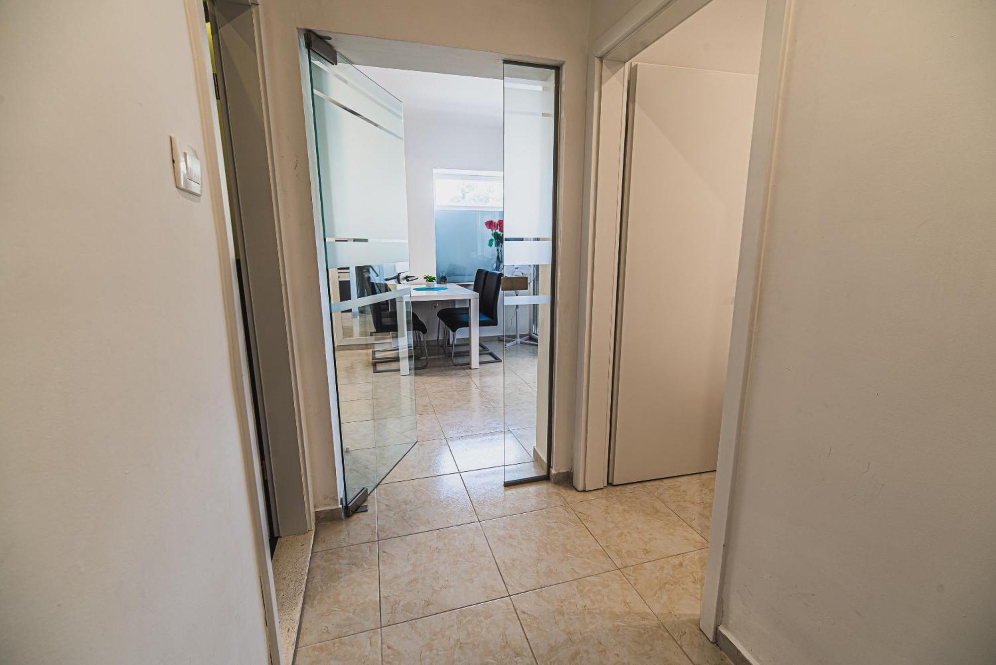 Downtown Park Apartments With Balcony Vodice Oda fotoğraf