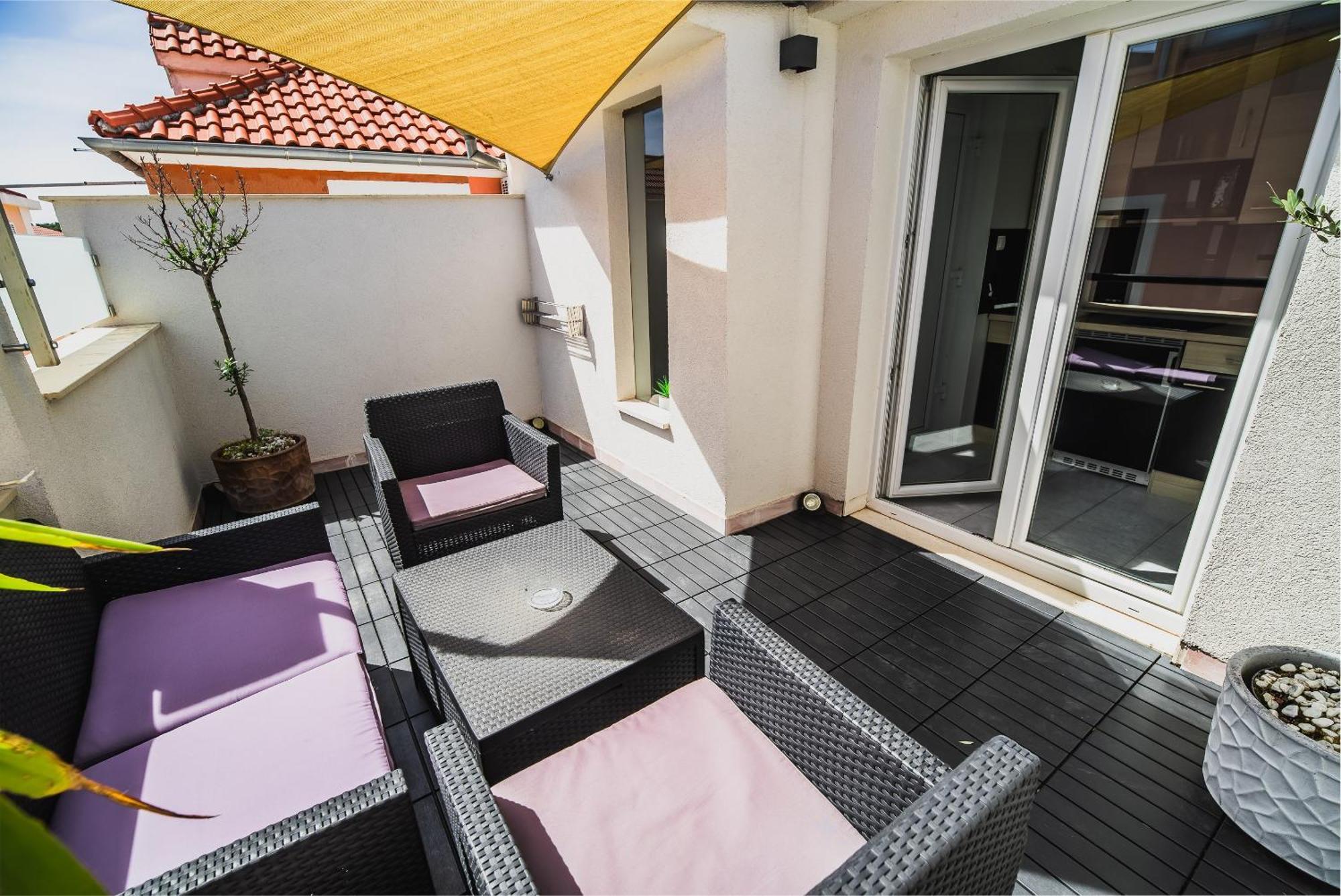 Downtown Park Apartments With Balcony Vodice Oda fotoğraf
