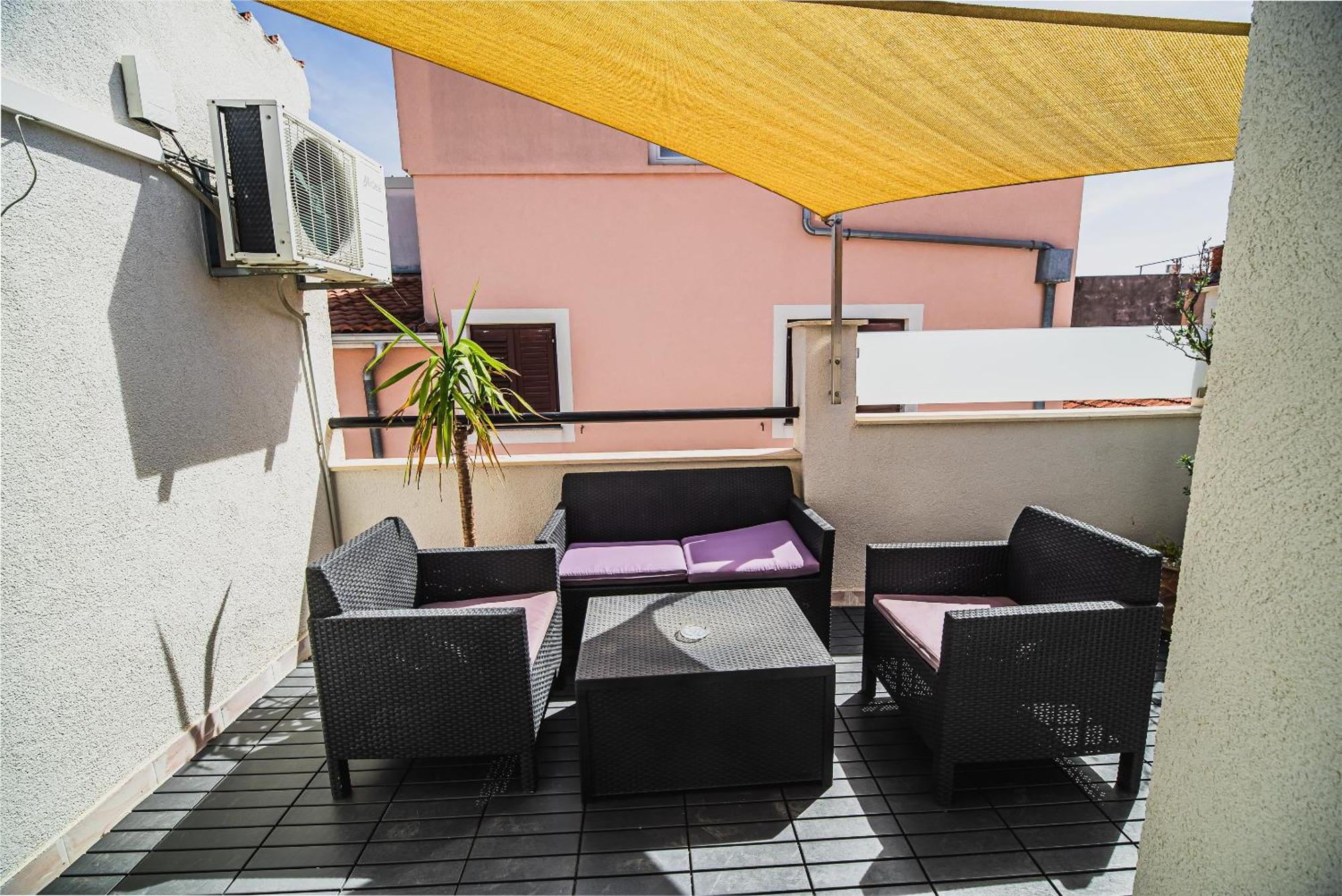 Downtown Park Apartments With Balcony Vodice Oda fotoğraf